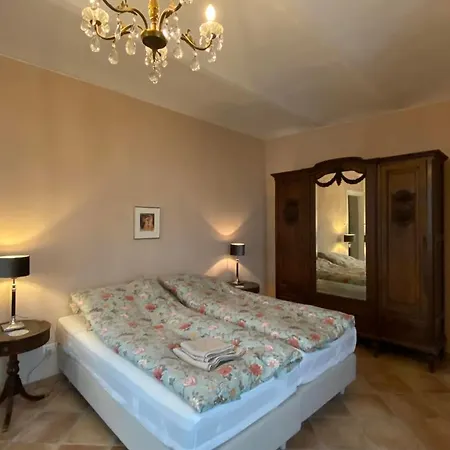 Alojamento de Acomodação e Pequeno-almoço Casa Maria Rosa *